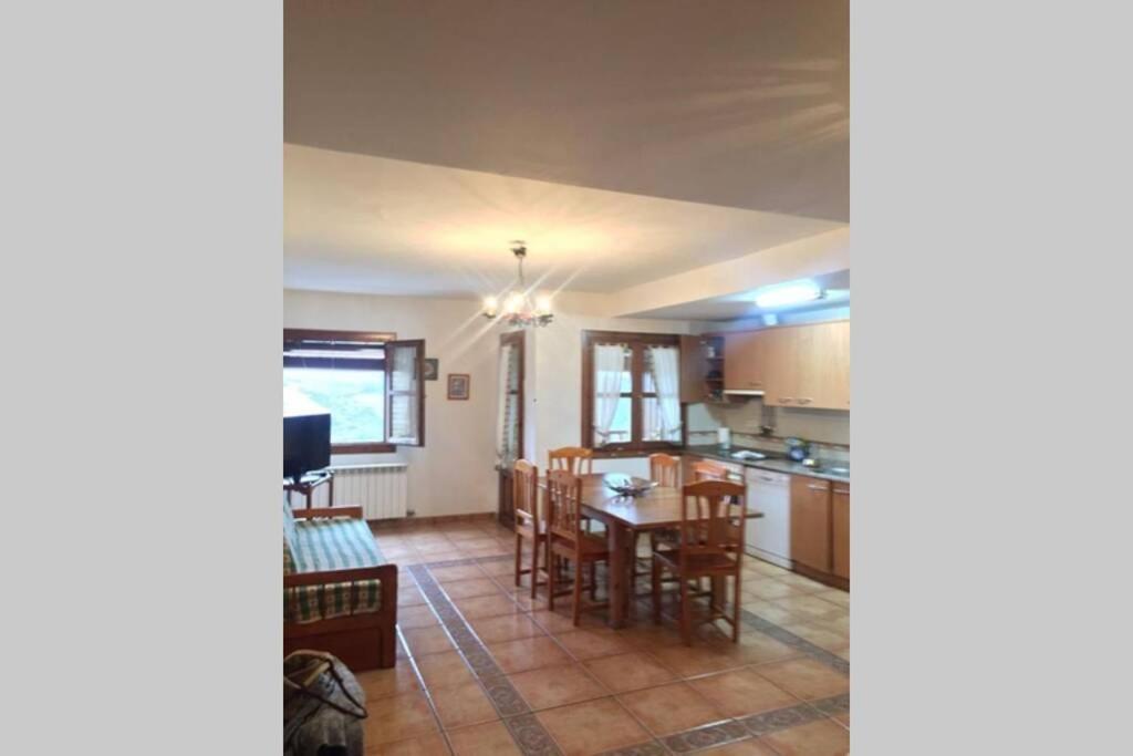 Appartement Apartamento San Hipolito à Alquézar Extérieur photo